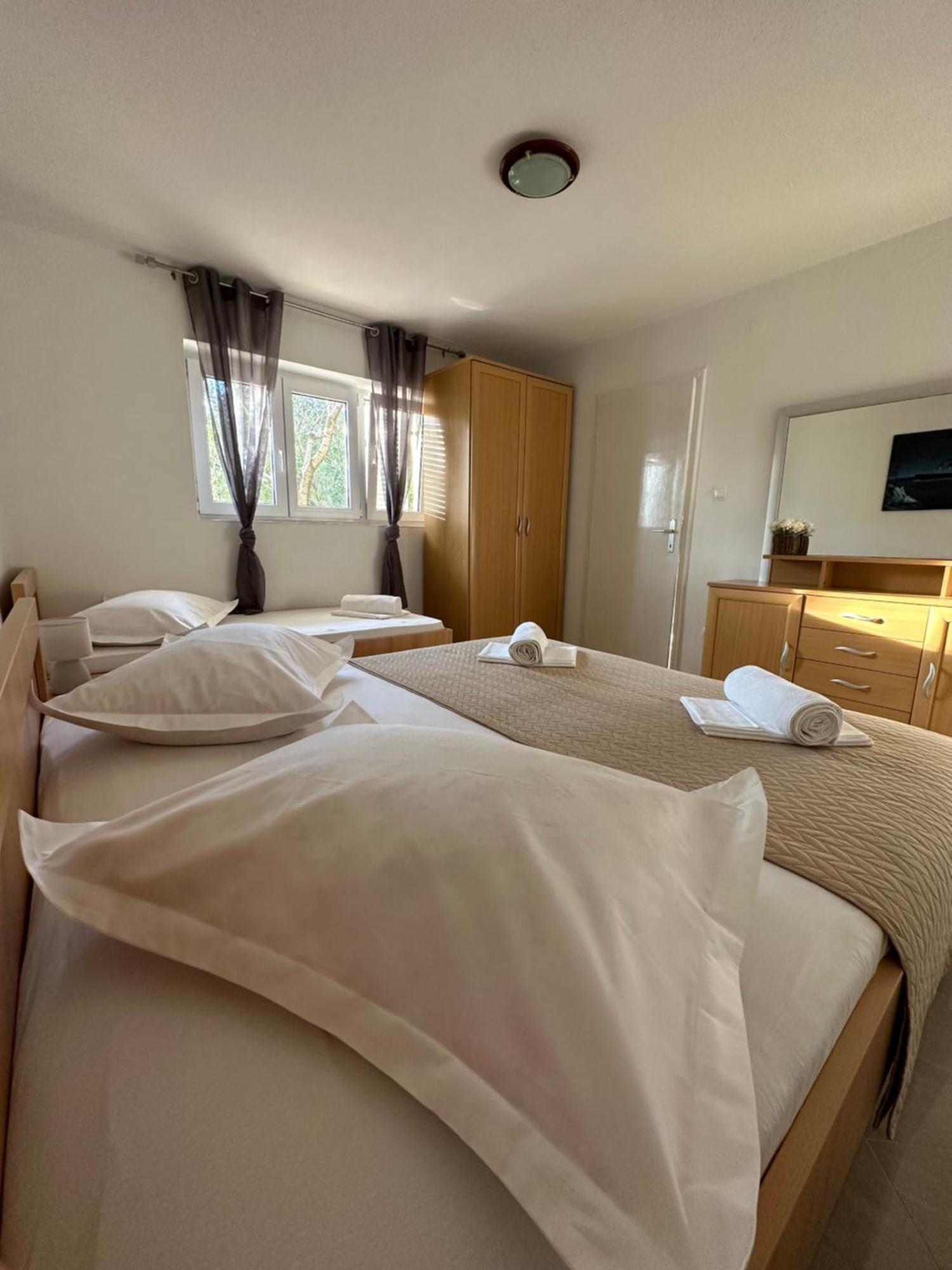Villa Ruza 30M From The Beach Baška Voda Cameră foto